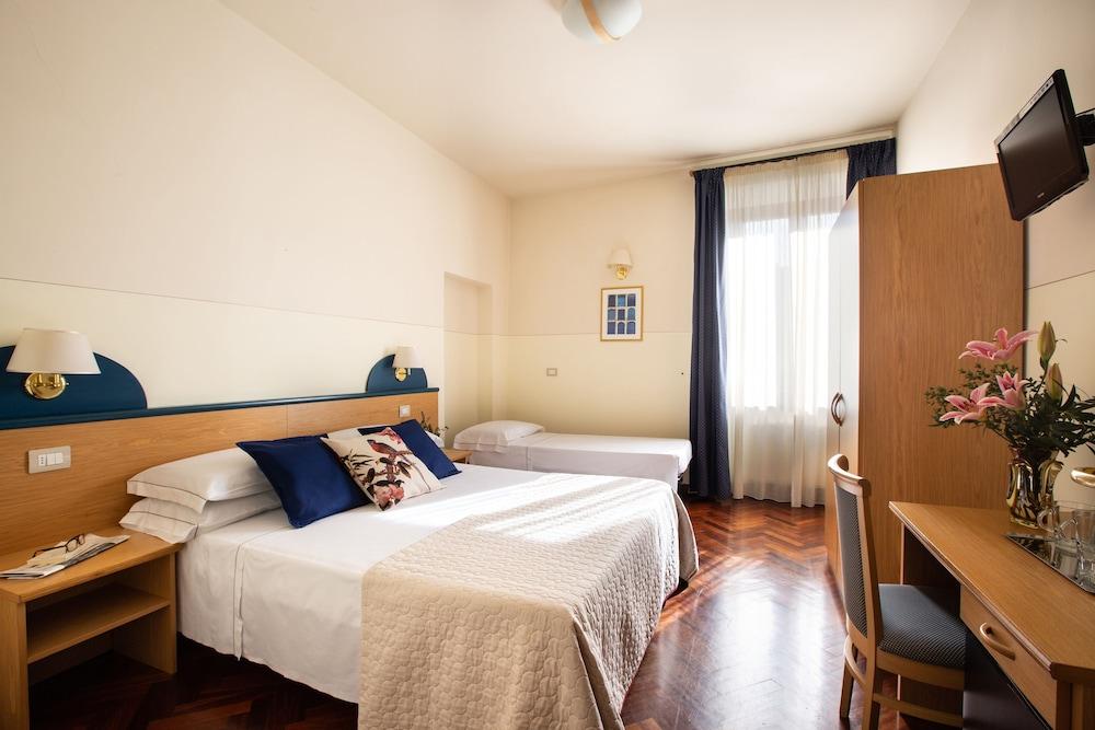 Aramis Deluxe 2* Florença